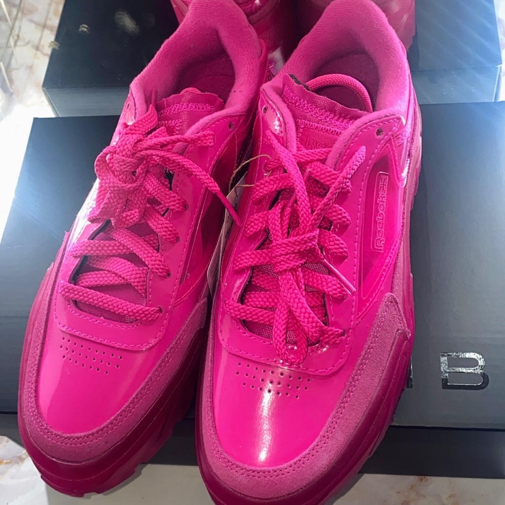 Reebok Club C Cardi (Dynamic Pink)